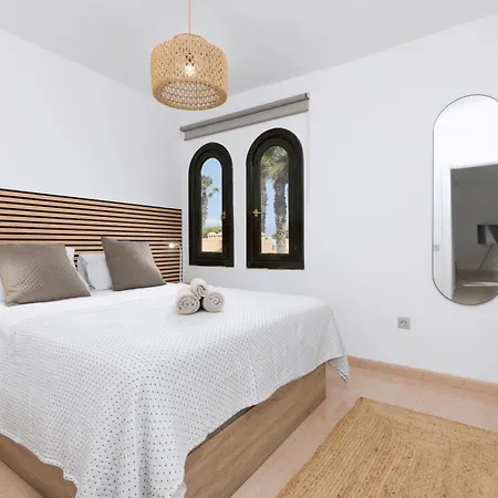 Home2book Modern With Pool In Oasis Апартаменты Коральео