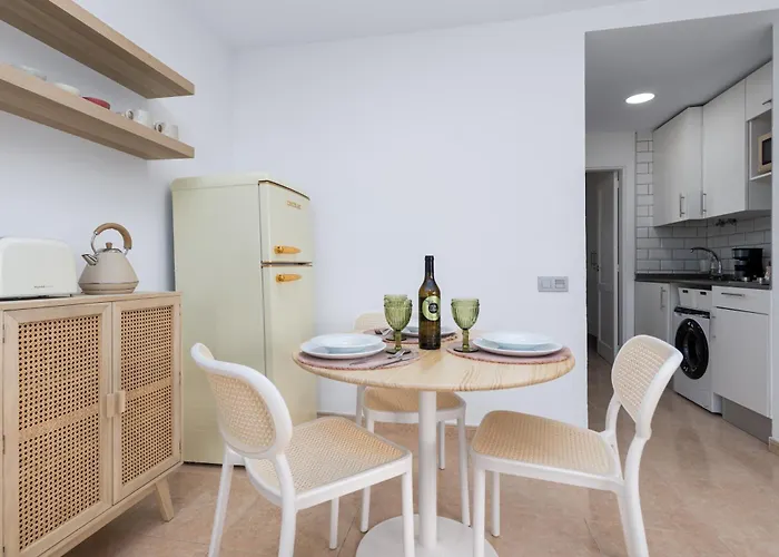 Lejlighed Home2book Modern With Pool In Oasis